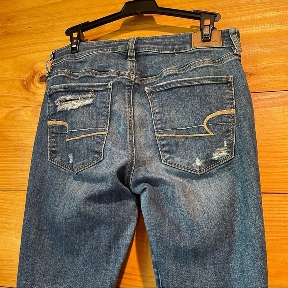 American Eagle Outfitters Super Stretch X Distressed High Rise Jegging 6 Short - Picture 4 of 12